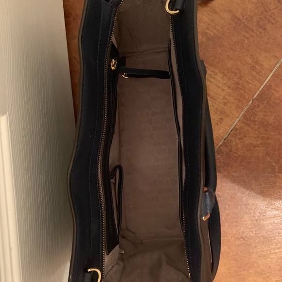 Navy Blue Michael Kors - Picture 2 of 4